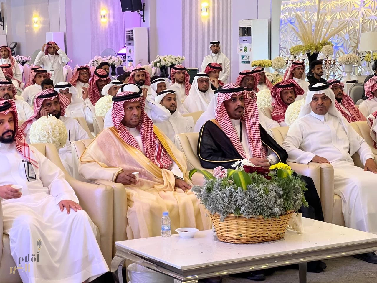 مجمع الملحاء التعليمي يحتفي بتكريم معلميه المتقاعدين في حفل بهيج