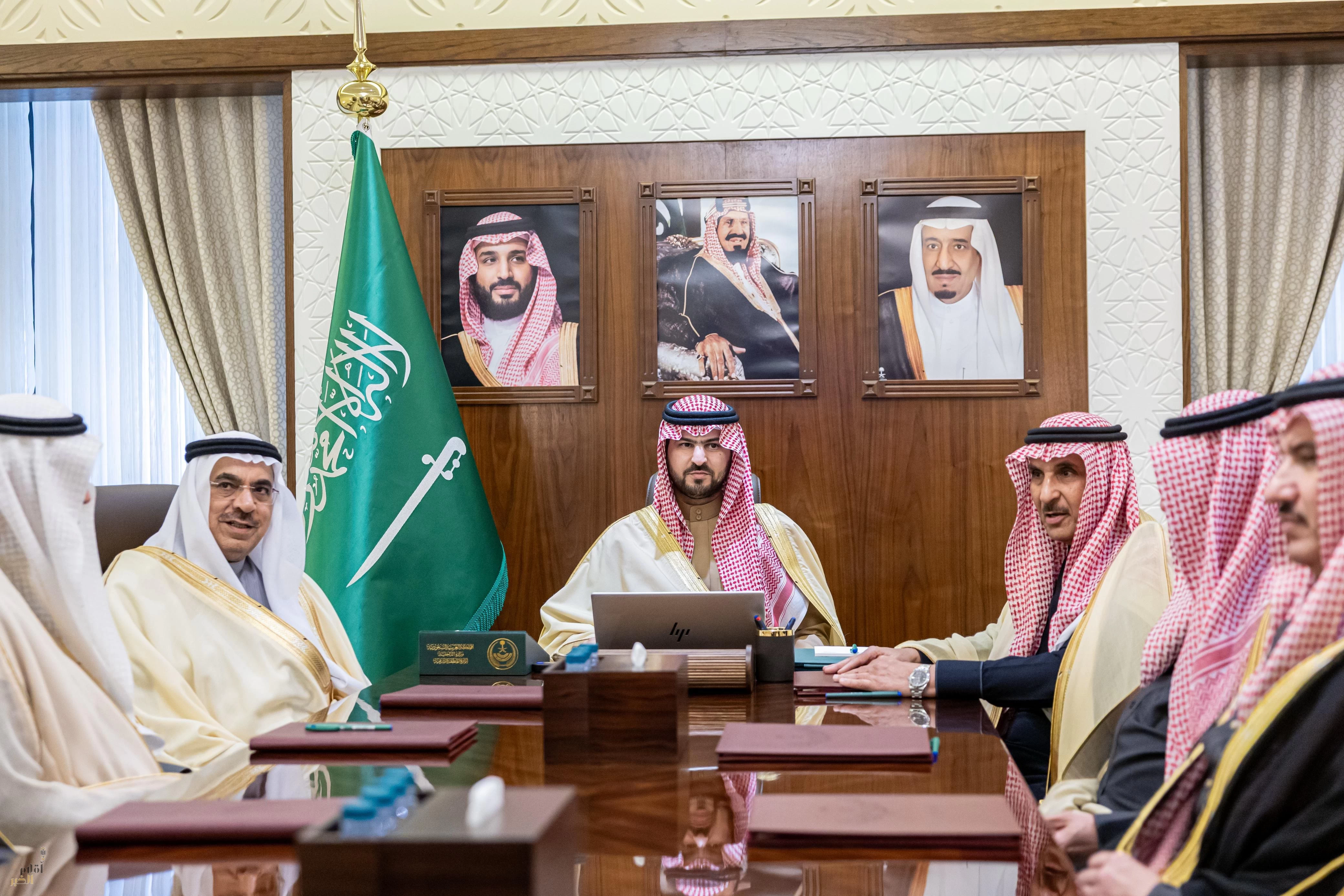 سمو نائب أمير الشرقية يدشن ميدان السيف الأجرب وميدان الحقيل بالدمام 