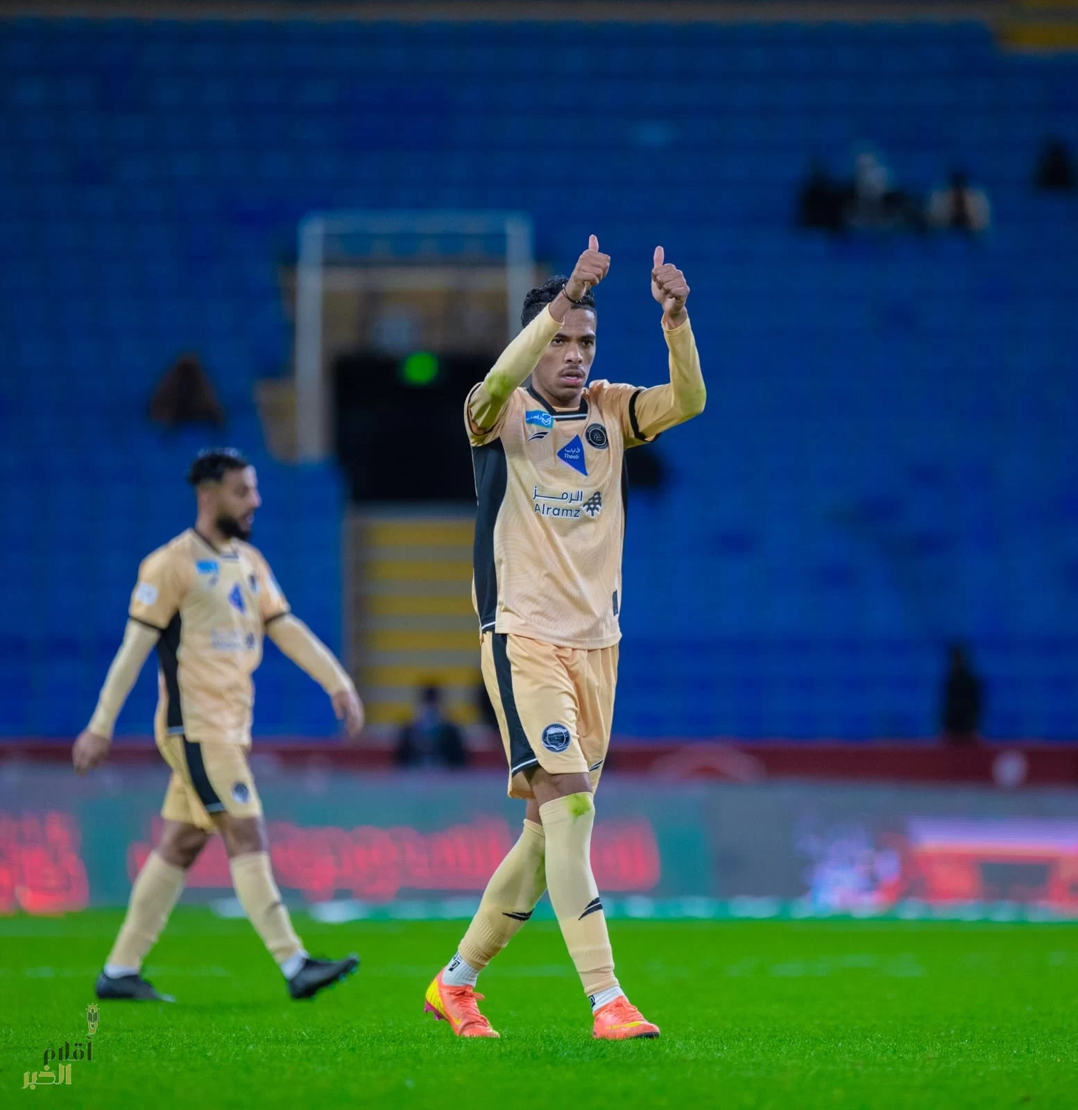 الشباب يحقق فوزًا صعباً على الرائد في اللحظات الأخيرة