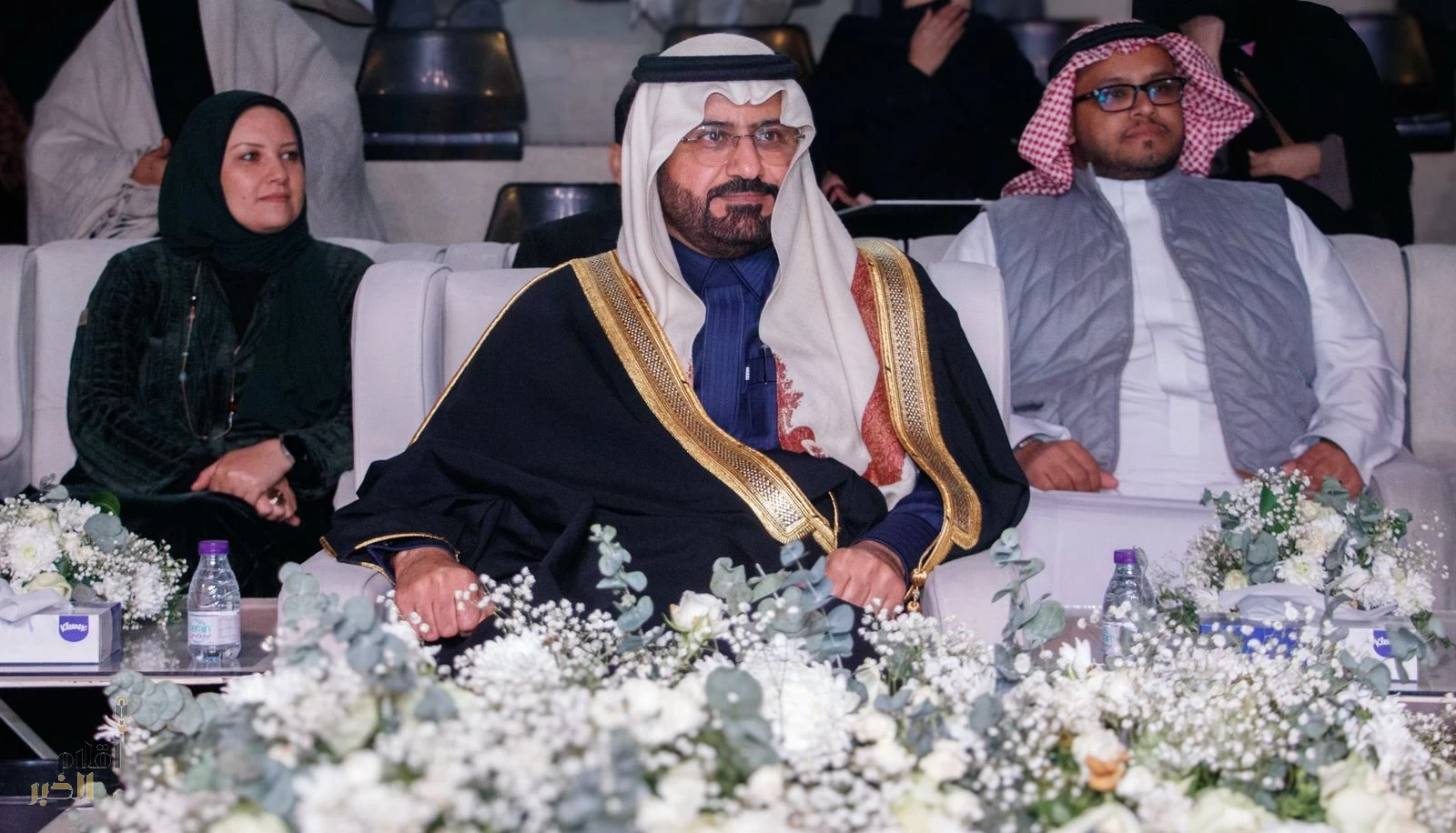 وكيل المحافظة يشهد حفل تكريم أهالي المحافظة للمعلم المنصور 