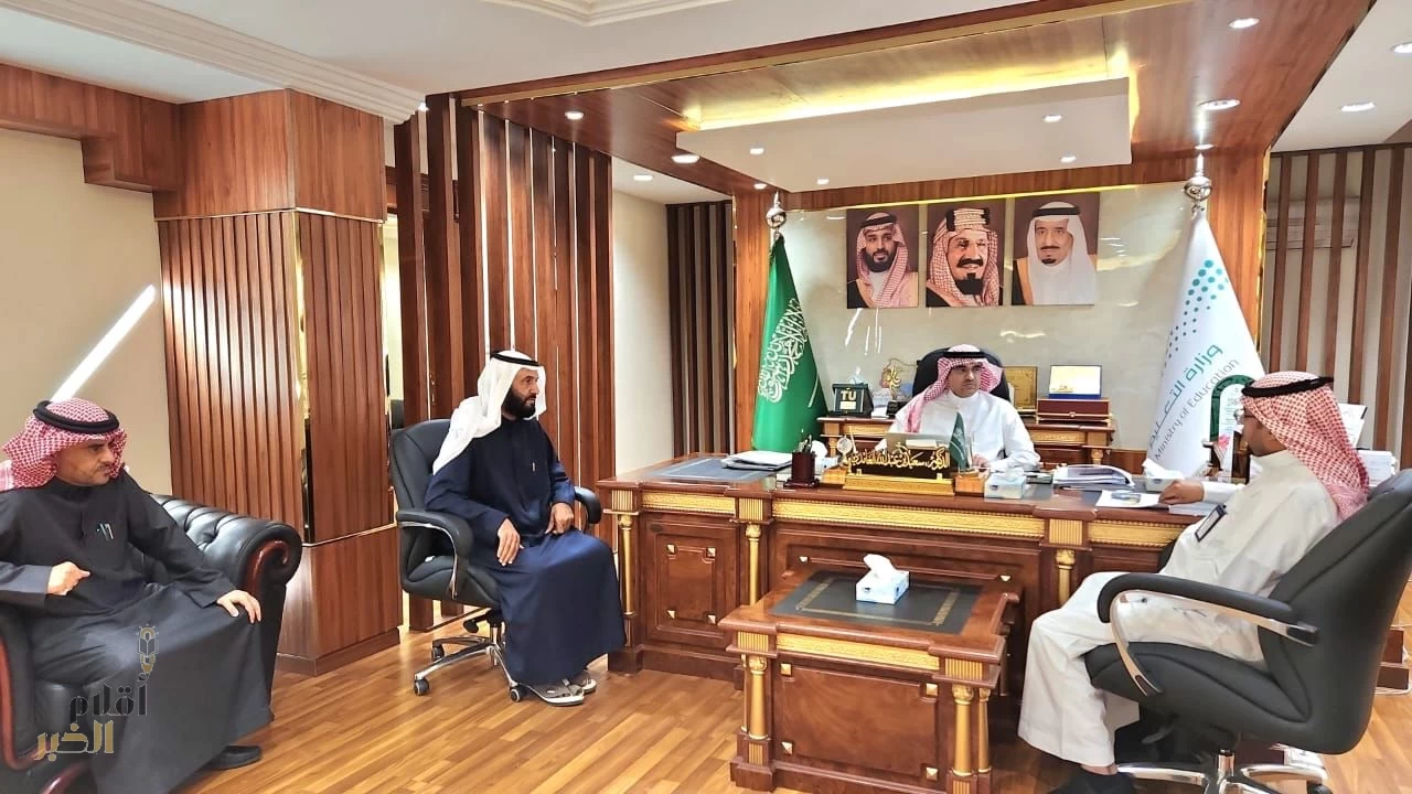 مدير عام تعليم الطائف يستعرض نسب تنفيذ النقل التعليمي في الطائف 