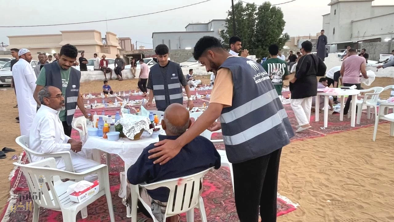 جمعية «اتزان» تشارك كبار السن الإفطار الرمضاني بجازان