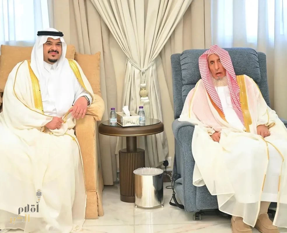 نائب أمير منطقة الرياض يزور سماحة مفتي عام المملكة