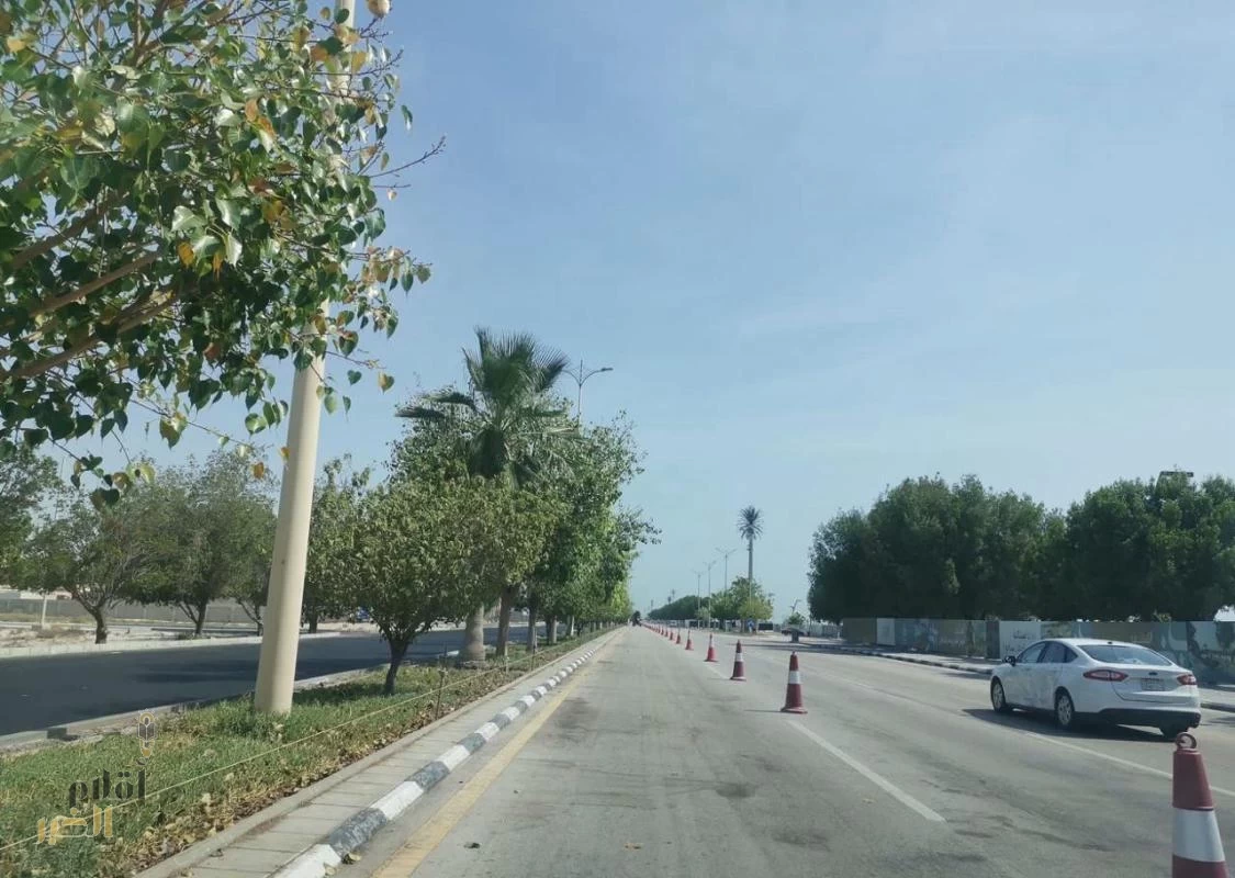 أمانة الشرقية تُنجز صيانة أكثر من 2.4 مليون م² من طرق الدمام في 2025