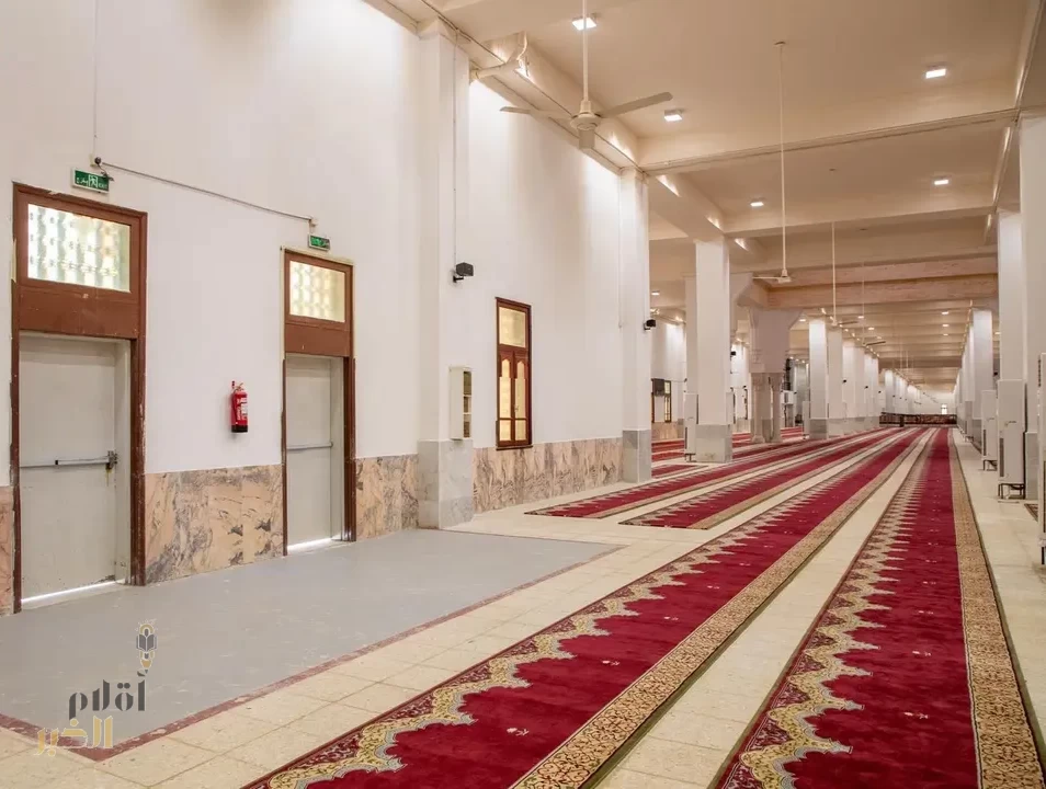 "الشؤون الإسلامية" تفرش 125 ألف متر مربع في مسجد نمرة بمشعر عرفات