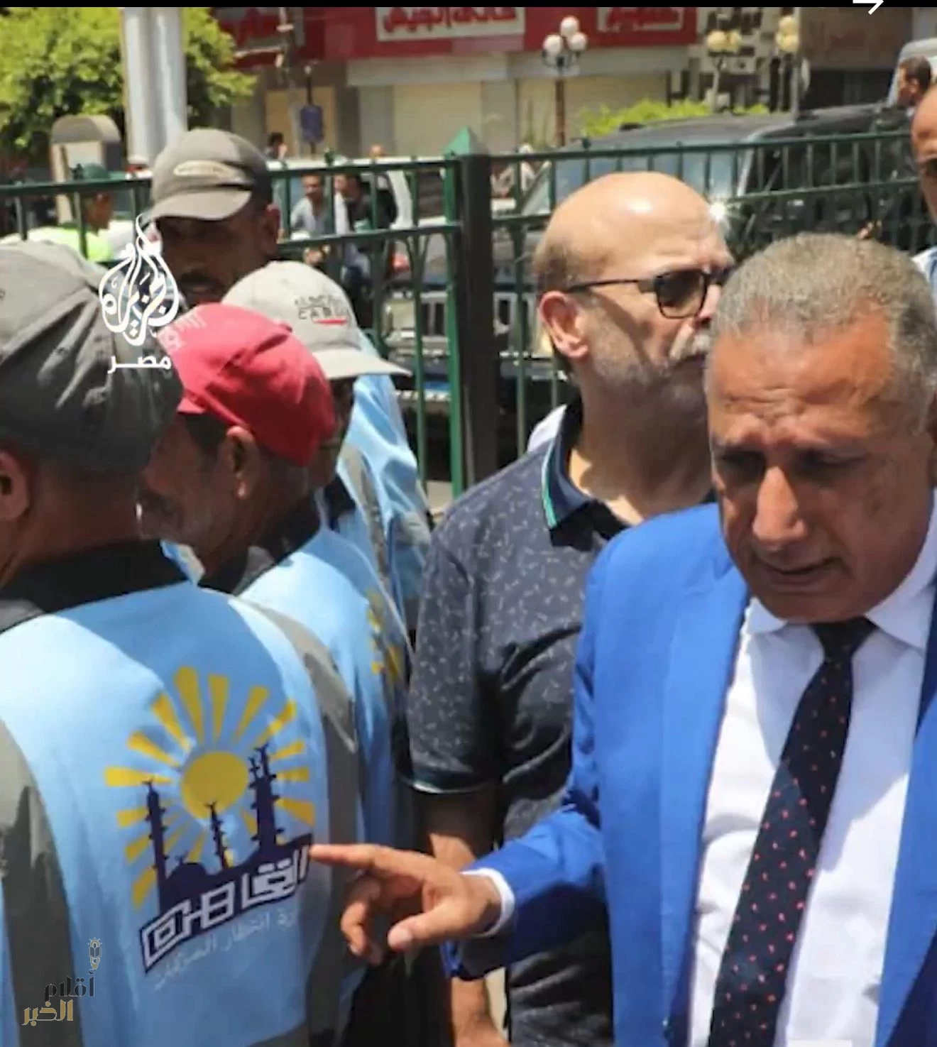 بدء تطبيق منظومة “السايس” الجديدة بالقاهرة.. زي موحد وشعار يصعب تزييفه وتنظيم لتعريفة الانتظار
