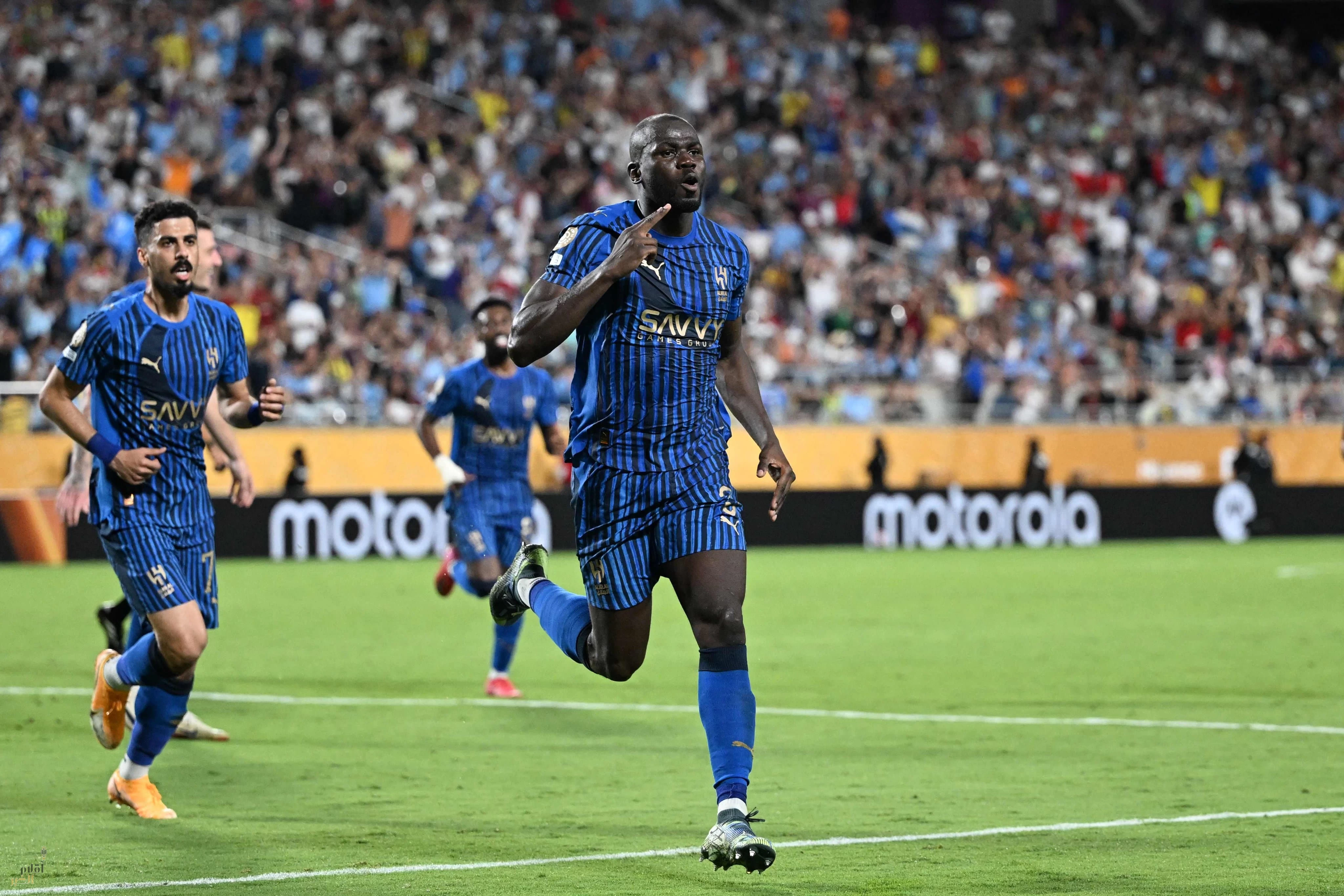 الهلال يواجه فلومينينسي بطموح التأهل إلى نصف النهائي العالمي