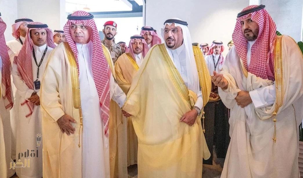 أمير منطقة القصيم يدشّن صالة "التنفيذي" الجديدة في مطار الأمير نايف بن عبدالعزيز الدولي