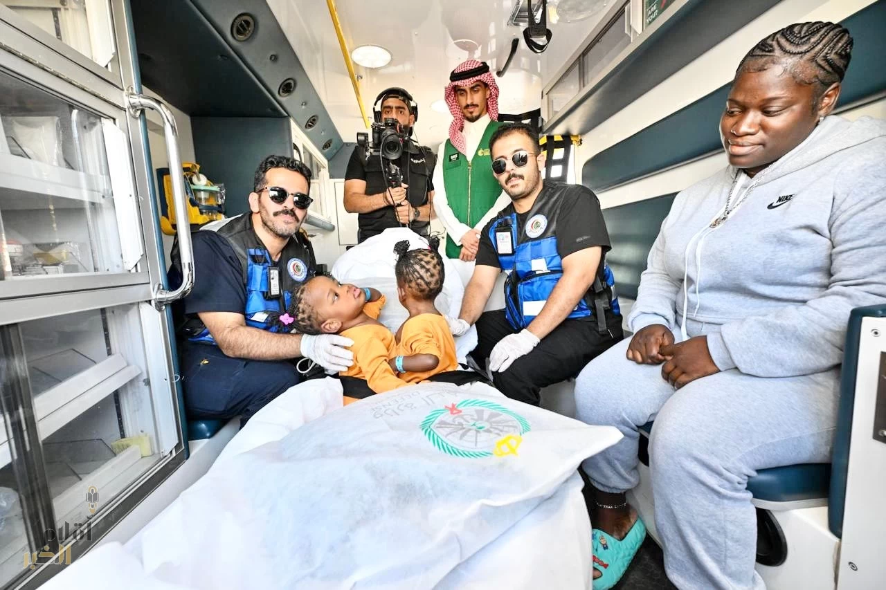 إنفاذًا لتوجيهات خادم الحرمين الشريفين وسمو ولي العهد.. وصول التوأم الملتصق الجامايكي "أزاريا وأزورا إيلسون" إلى الرياض لدراسة حالتهما الطبية
