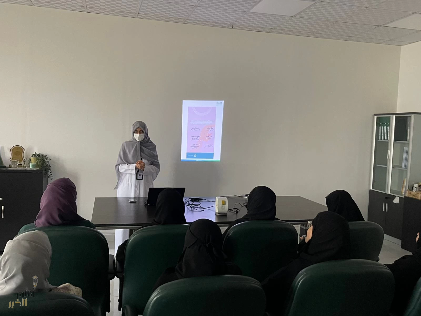 "الفرق الصحية" بمجمع الملك عبدالله الطبي تنفّذ برنامجًا توعويًا عن الرضاعة الطبيعية