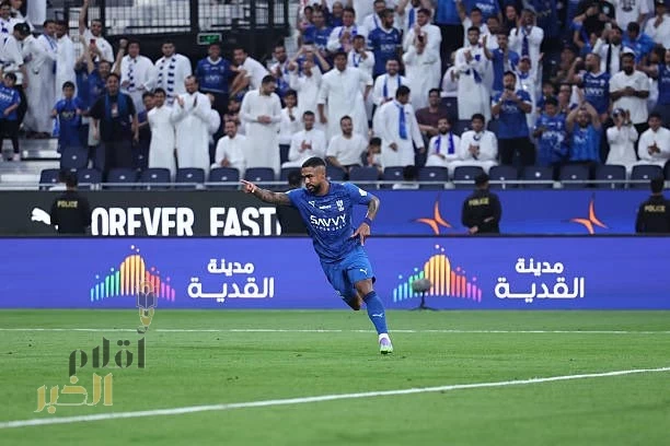 الهلال يبدأ مشوار الصدارة بالانتصار على الرياض