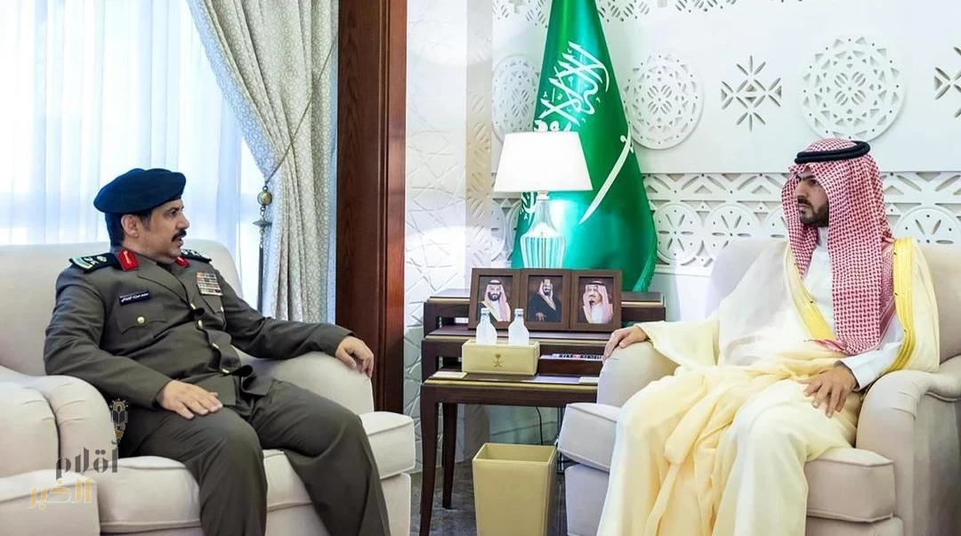 نائب أمير الشرقية يستقبل مدير شرطة المنطقة