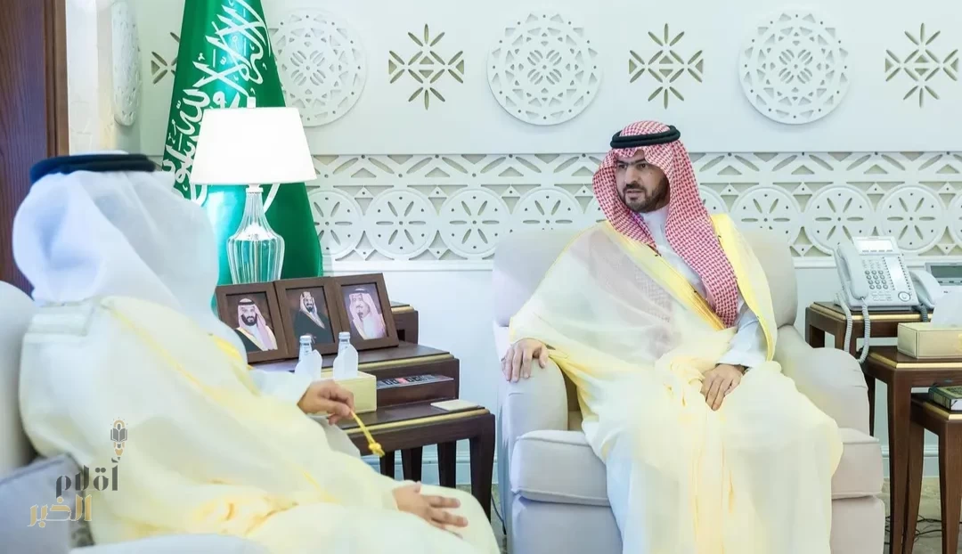 نائب أمير المنطقة الشرقية يستقبل أمير الفوج الحادي عشر بالحرس الوطني بمحافظة الأحساء
