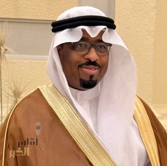 أستاذ الجامعة المتميز