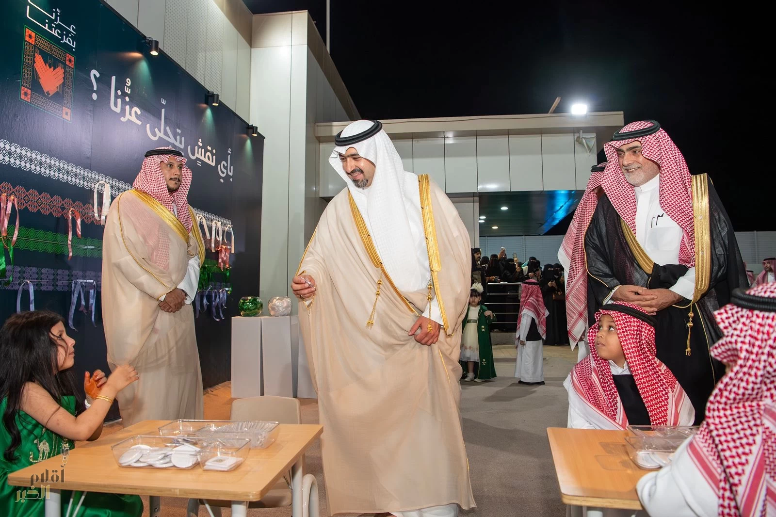 نائب أمير منطقة تبوك يشارك تعليم المنطقة الاحتفال باليوم الوطني الـ95