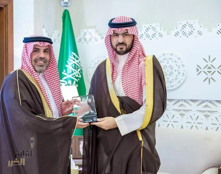 نائب أمير الشرقية يستقبل مدير عام فرع وزارة الصحة بالمنطقة