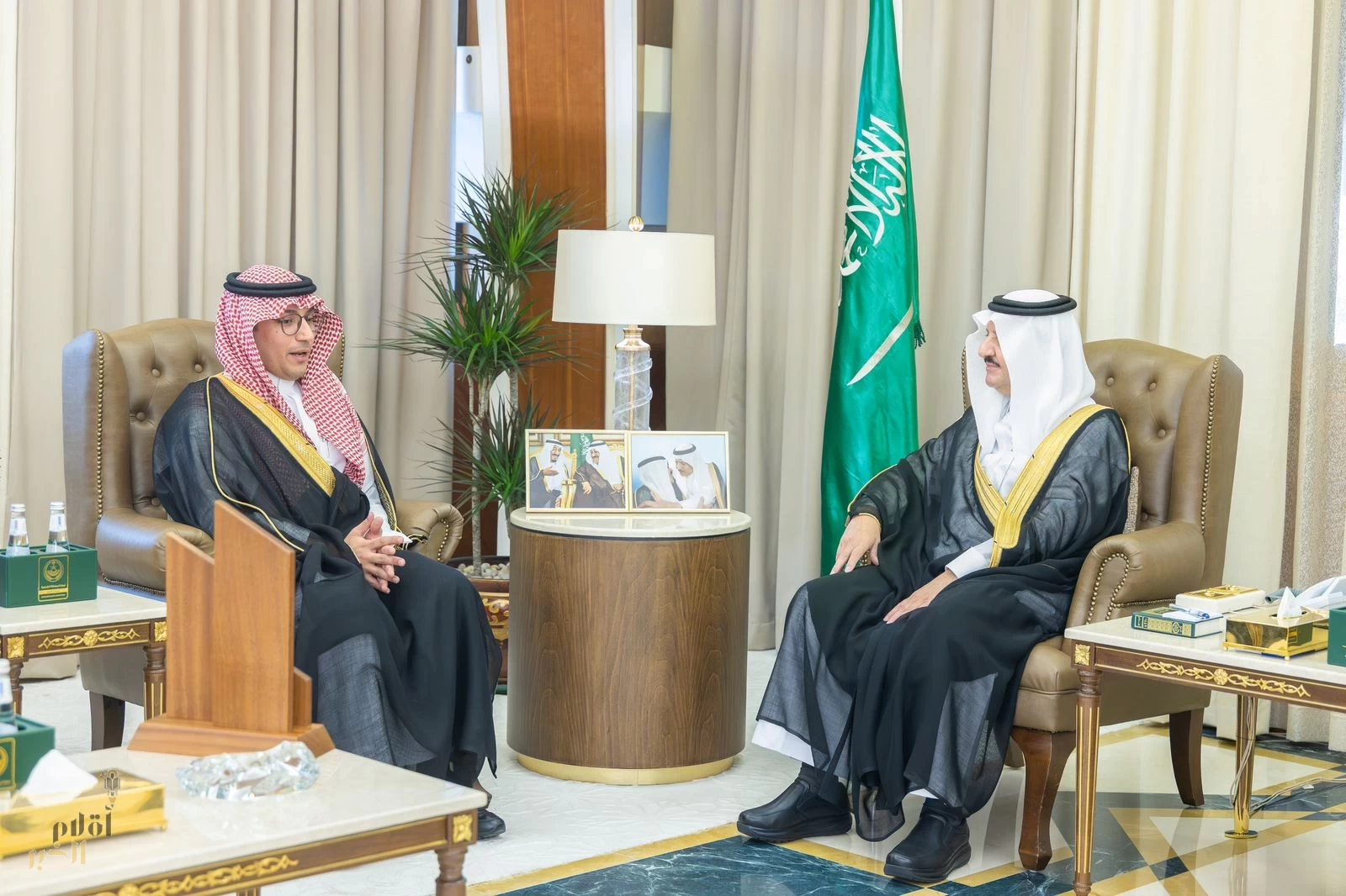 أمير المنطقة الشرقية يستقبل رئيس مجلس إدارة نادي الفتح