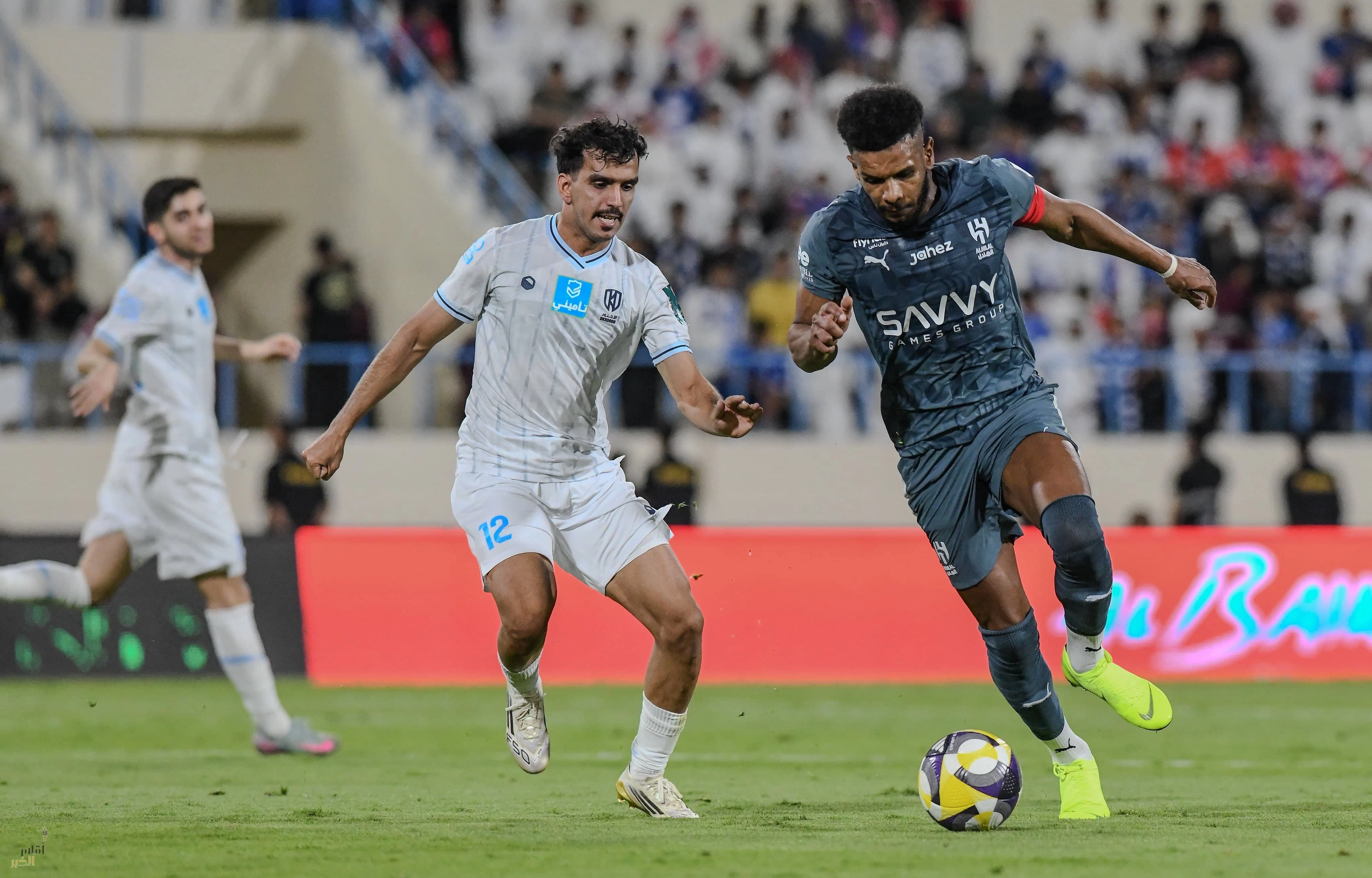 الهلال يعبر الأخدود بصعوبة ويتأهل إلى ربع نهائي كأس الملك