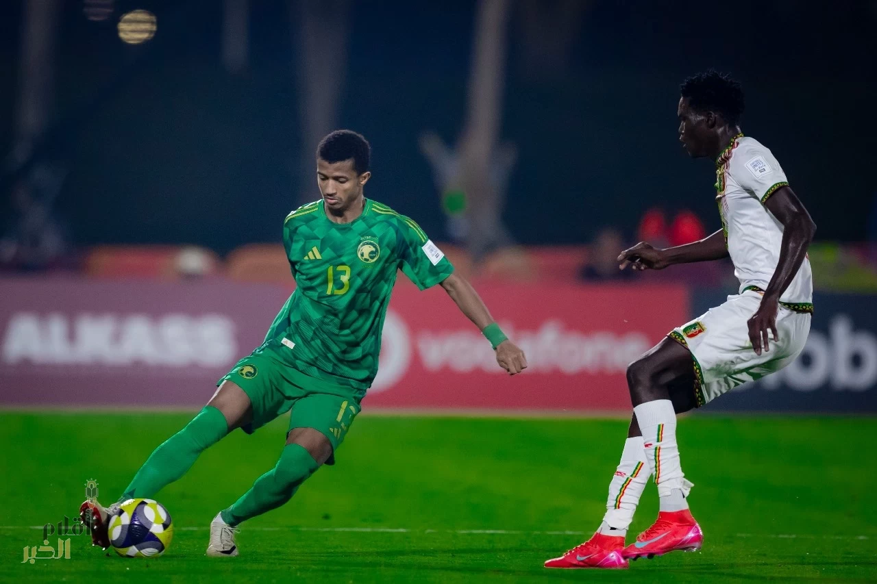 الأخضر يخسر من مالي ويغادر المونديال من دور المجموعات 