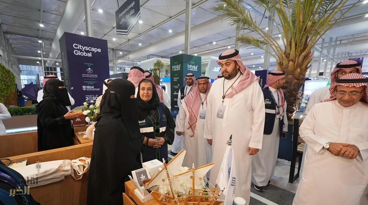 أمانة الشرقية تستعرض مشاريعها التنموية في دعم الباعة الجائلين بمعرض سيتي سكيب