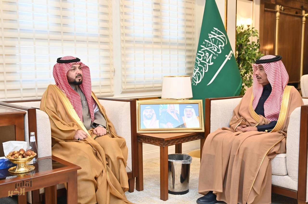 محافظ صوير يستقبل المدير العام لفرع وزارة الشؤون الإسلامية والدعوة والإرشاد بالمنطقة. 