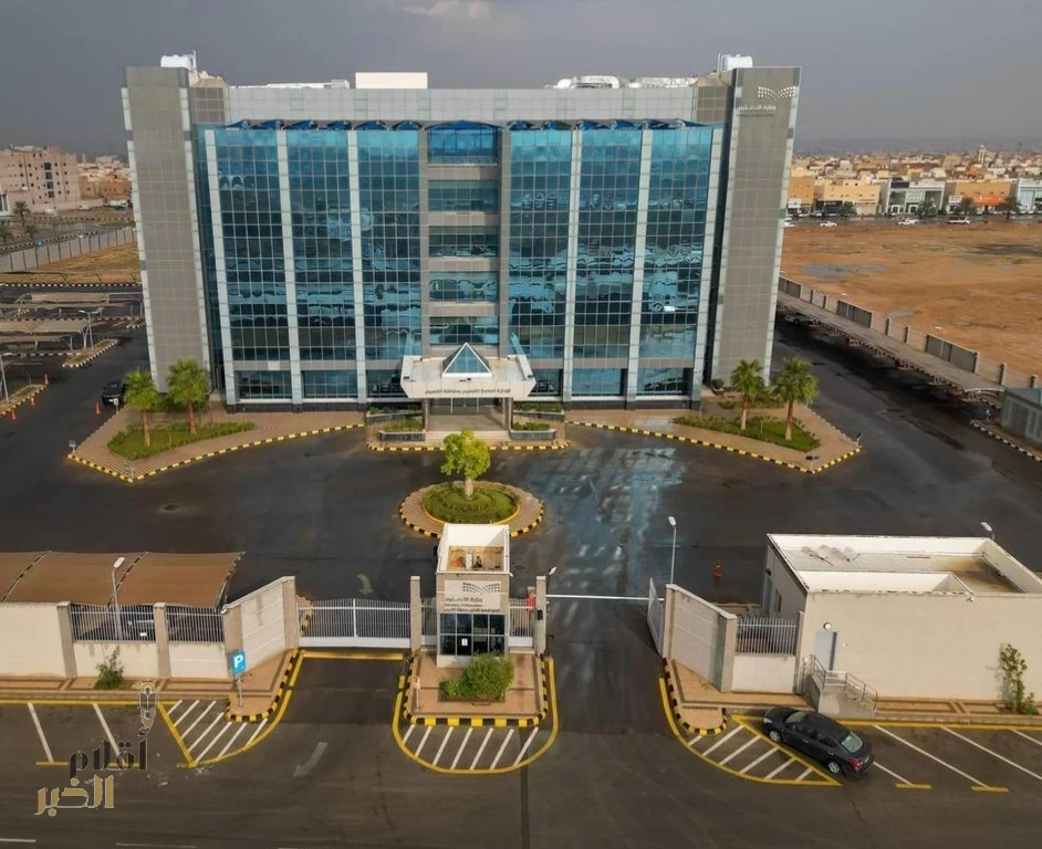 تأخير بداية اليوم الدراسي ليوم غد في تعليم القصيم إلى التاسعة صباحًا