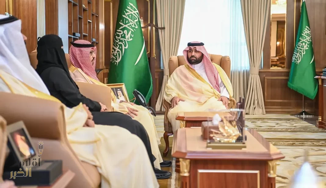 أمير منطقة جازان يطّلع على أعمال مشروع مستشفى الحياة الوطني بمحافظة بيش