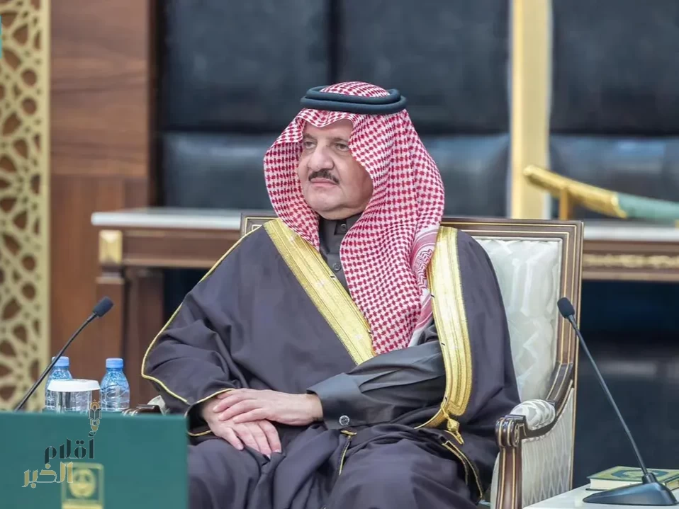 أمير الشرقية يستقبل المشرفين على تنظيم مهرجان التمور بالأحساء