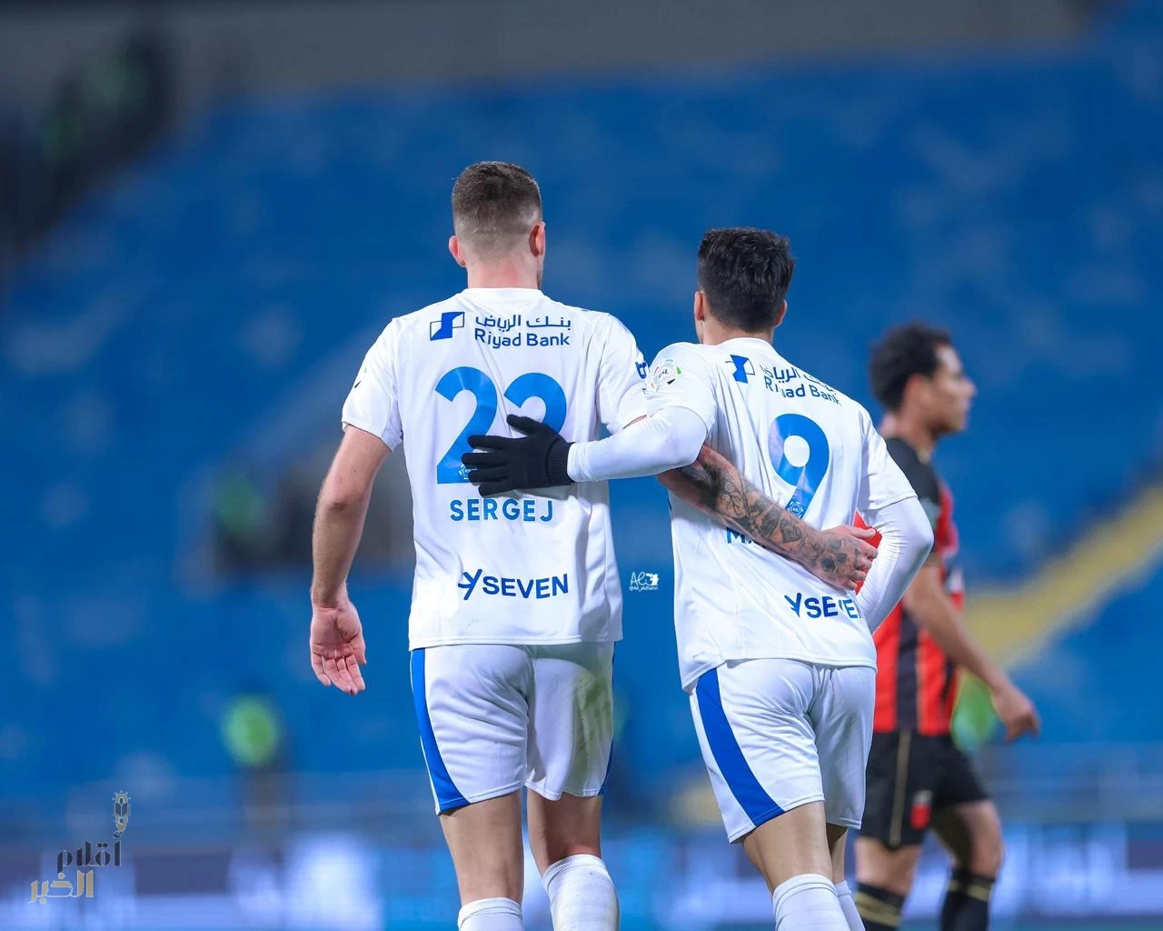 الرياض يفرض التعادل على الهلال ويشعل صراع الصدارة