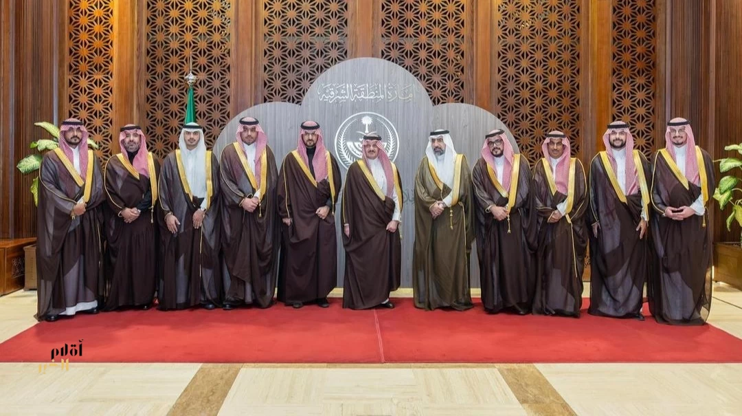 أمير المنطقة الشرقية يستقبل مُمثلي منظومة السياحة ويطّلع على الخطط المستقبلية لتنمية القطاع وتطويره بالمنطقة