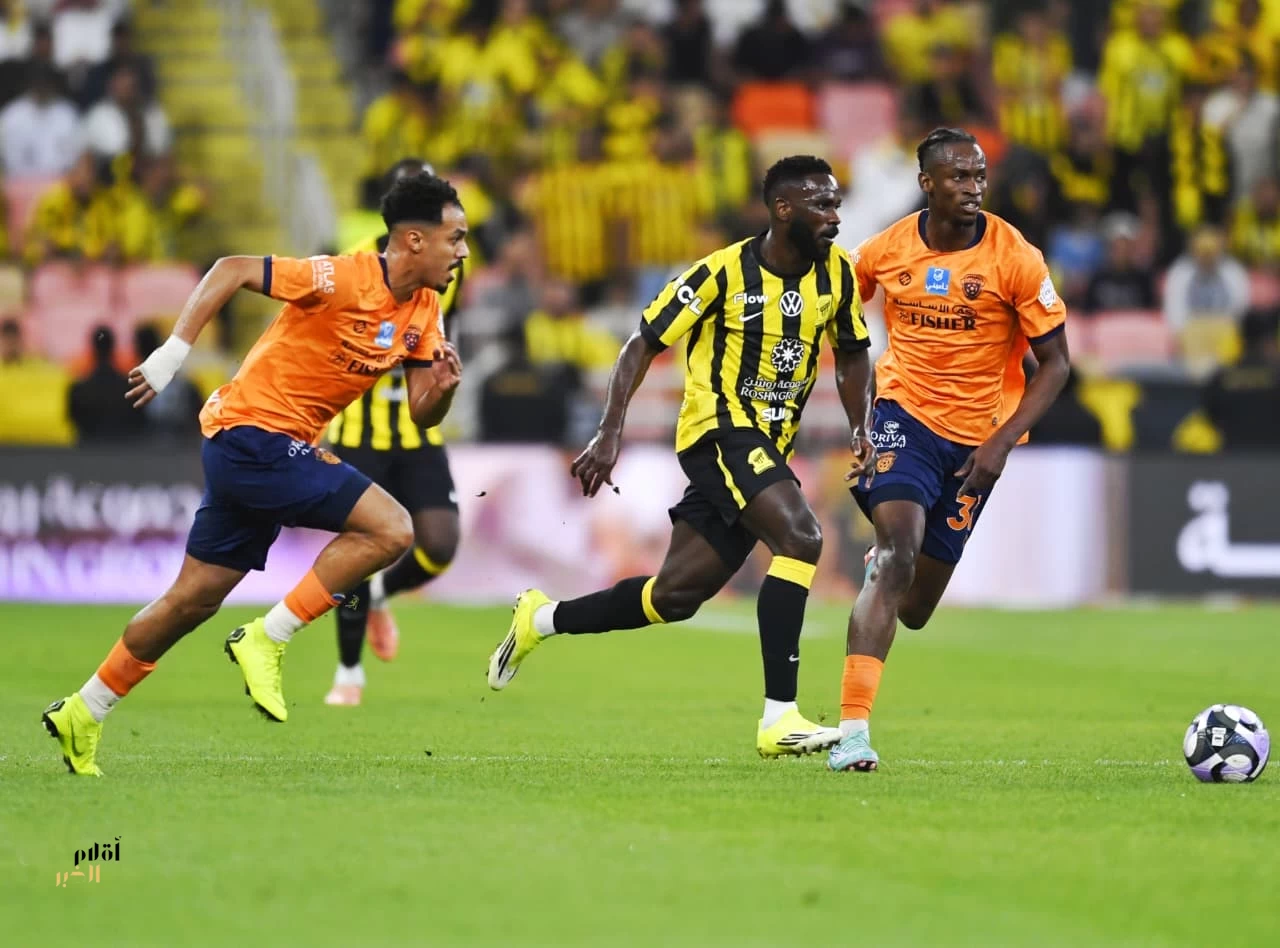 الاتحاد يحقق فوزًا قاتلًا على الفيحاء في جدة 