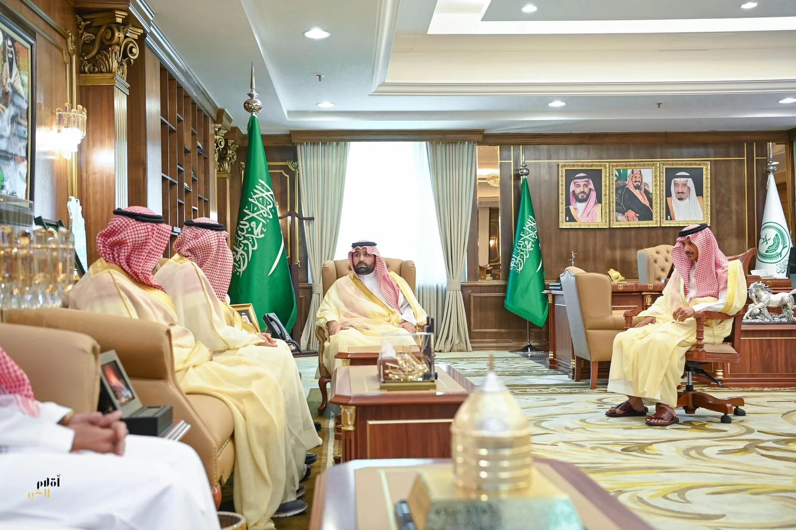 أمير جازان يطَّلع على عرض حملة رمضان لـ"جود الإسكان" بالمنطقة