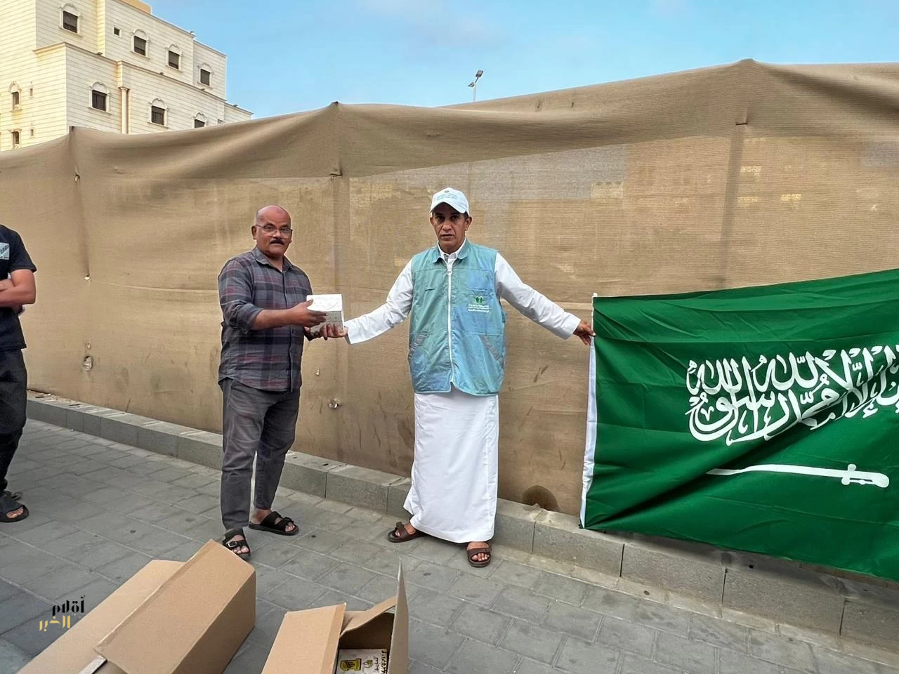 ‏بيئة مكة تنفذ مبادرة لتفطير الصائمين احتفاءً بيوم العلم السعودي