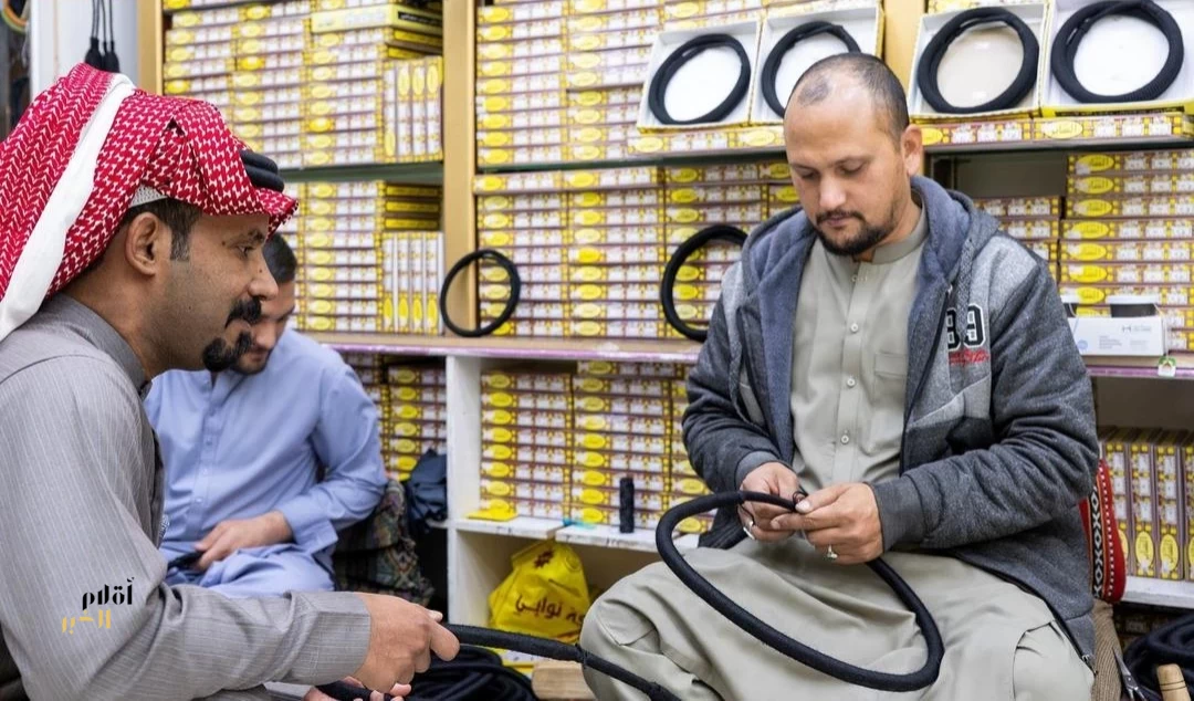 "جادة الأمير فهد بن سلطان" بتبوك تشهد ذروة الحركة الشرائية مع اقتراب عيد الفطر