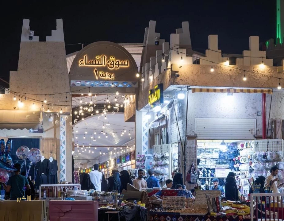 أسواق الرياض الشعبية والتاريخية.. وجهة المتسوقين في رمضان لشراء مستلزمات العيد