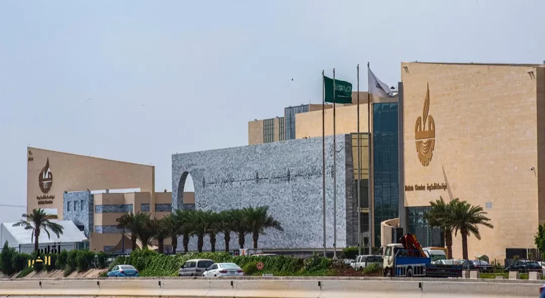 تمكين وطني لخدمة ضيوف الرحمن عبر المسار الوظيفي لإرشاد الحافلات في مكة المكرمة