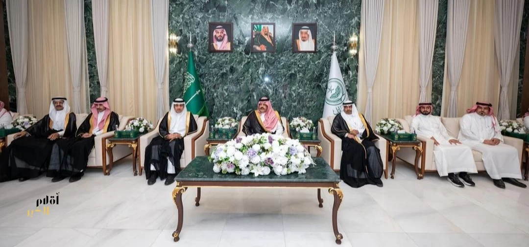 أمير حائل يرعى توقيع مذكرة تفاهم لتعزيز تكامل الخدمات بين الموارد البشرية والأحوال المدنية بالمنطقة