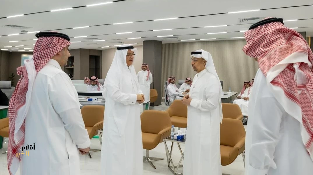 المهندس الفالح يزور مركز الإنذار المبكر المطوّر بالهيئة العامة للأمن الغذائي