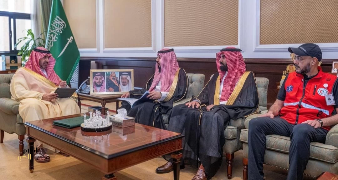 نائب أمير تبوك يطلع على التقرير السنوي لفرع هيئة الهلال الأحمر بالمنطقة