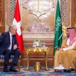 سمو ولي العهد يلتقي رئيس الاتحاد السويسري