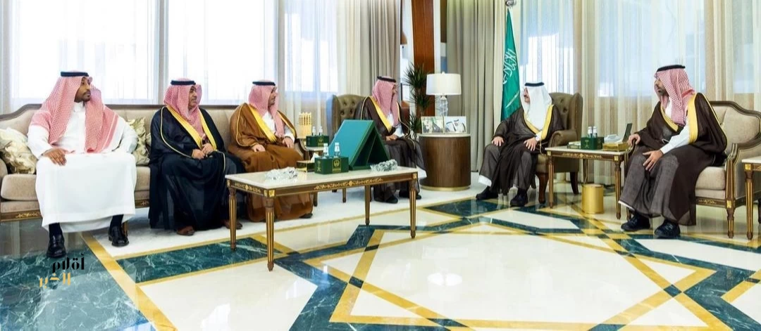 أمير المنطقة الشرقية يستقبل مجلس إدارة نادي النهضة بمناسبة صعود فريق السيدات للدوري الممتاز