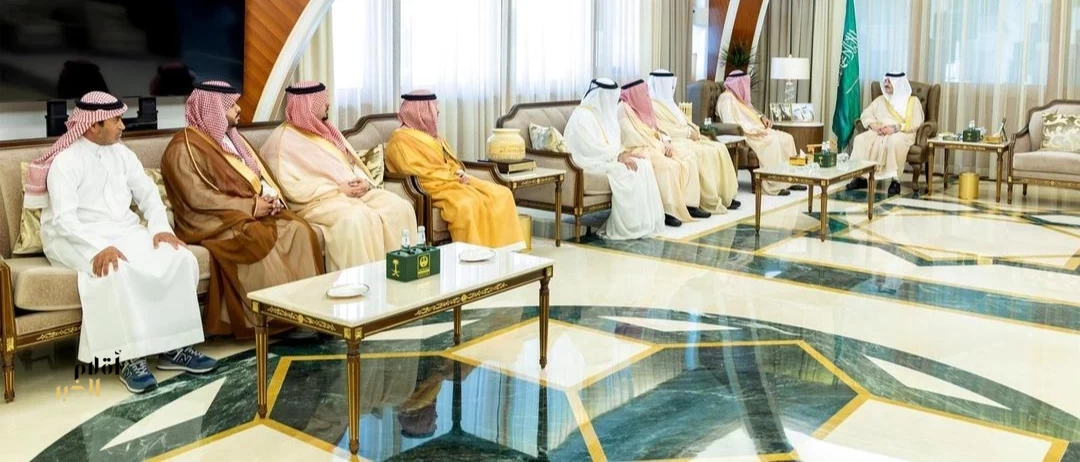 أمير المنطقة الشرقية يستقبل أمين الأحساء بمناسبة اختيار الأحساء "المدينة العربية للمسؤولية الاجتماعية لعام 2026"