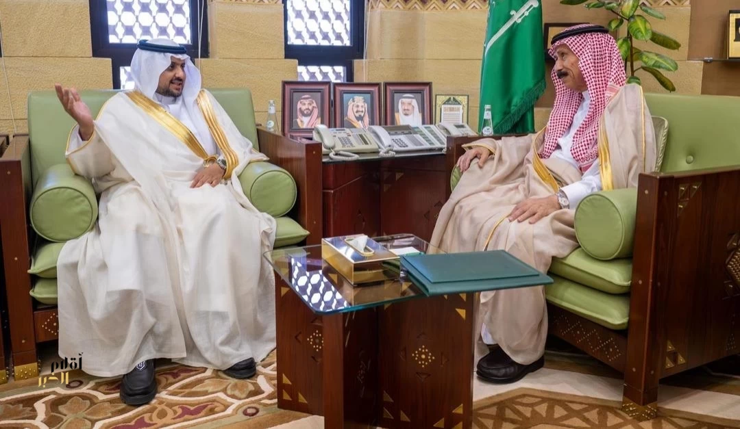 وكيل إمارة الرياض يلتقي مدير فرع وزارة الموارد البشرية والتنمية الاجتماعية بالمنطقة