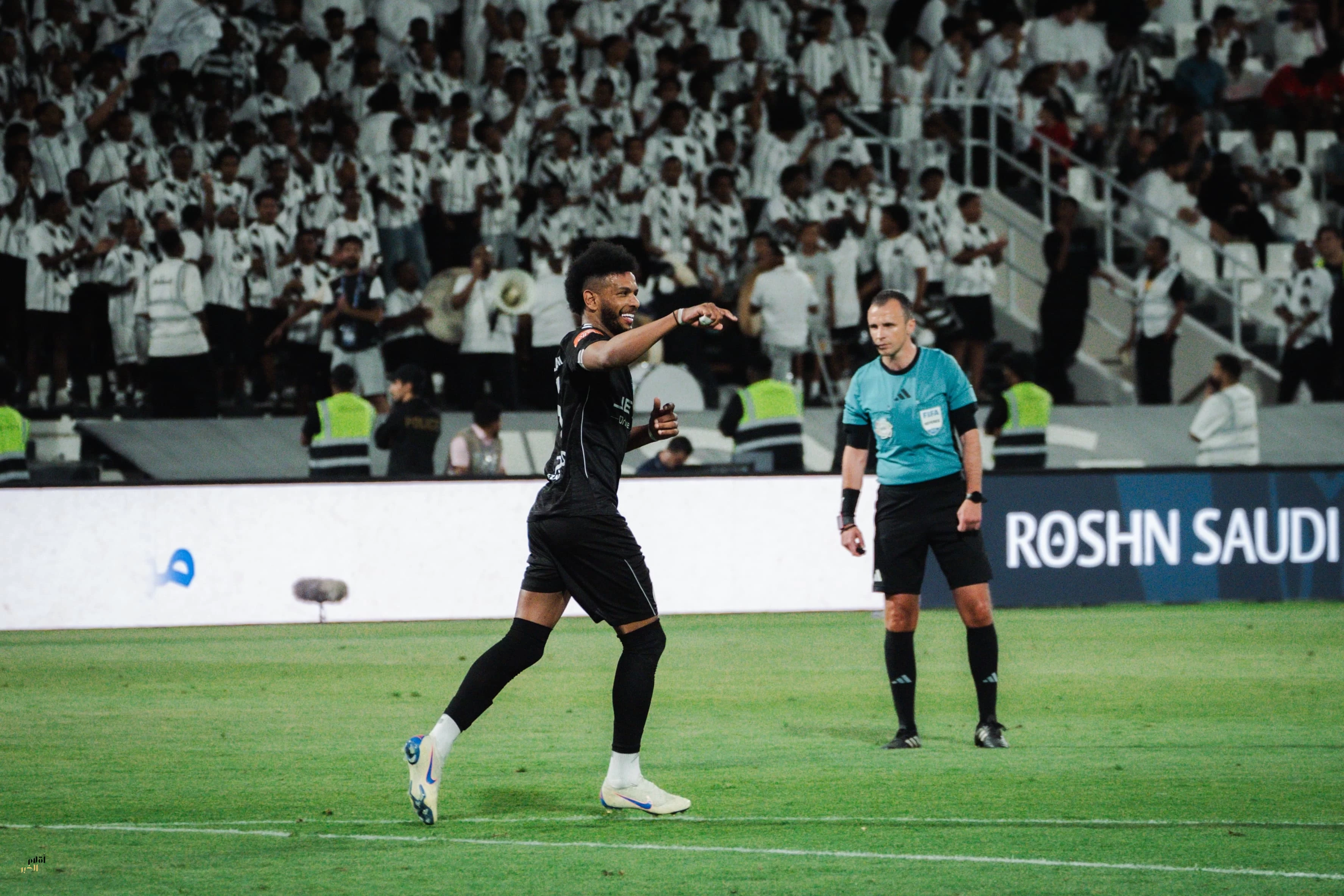 الشباب يعطل الاتحاد.. ويؤجل حسم البطاقة الآسيوية