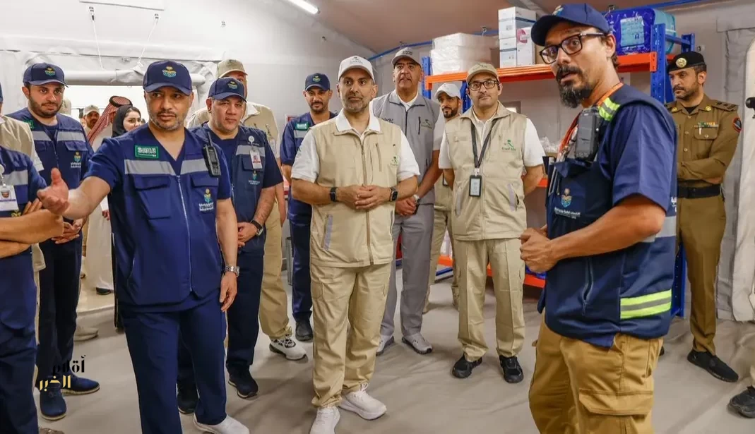 وزير الصحة يزور مستشفى الخدمات الطبية بوزارة الداخلية الميداني بمشعر عرفات