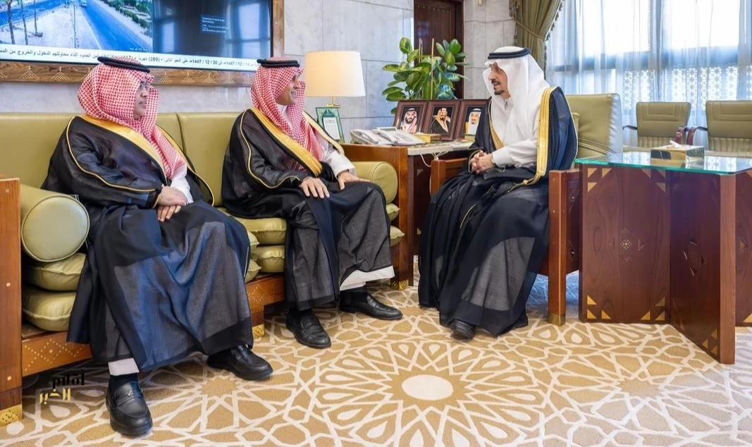 أمير منطقة الرياض يستقبل الرئيس التنفيذي للشركة الوطنية للإسكان