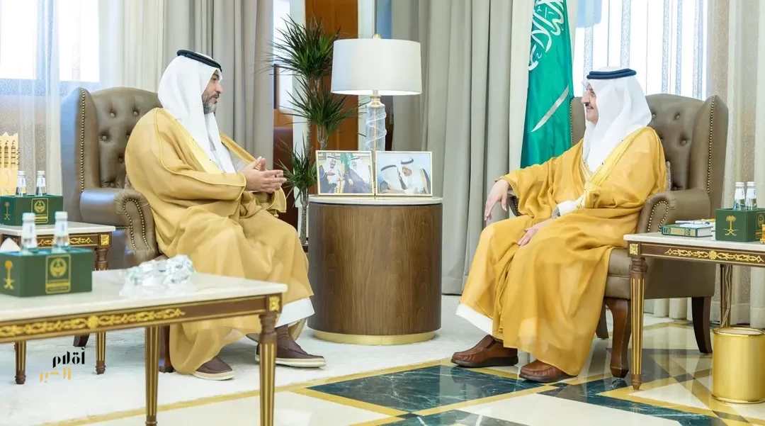 أمير المنطقة الشرقية يستقبل مدير معهد الإدارة العامة
