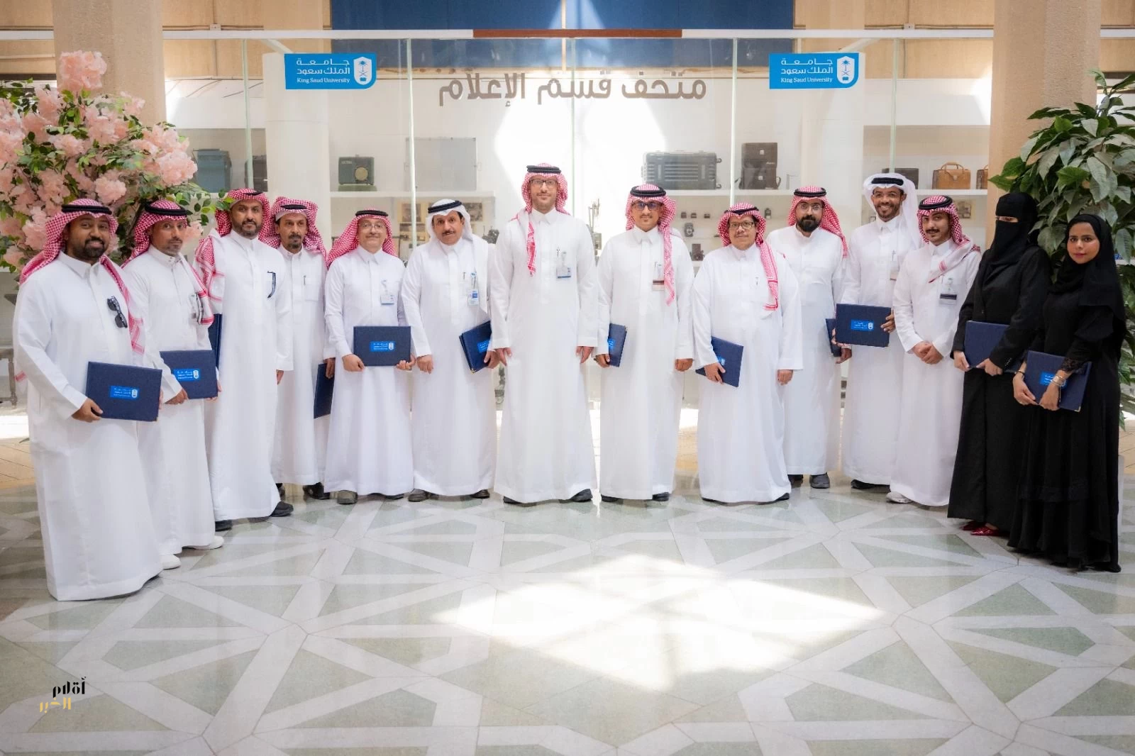 قسم الإعلام بجامعة الملك سعود يكرّم المشاركين والداعمين لمشاركته المتميزة في المنتدى السعودي للإعلام ومعرض "فومكس 2026"