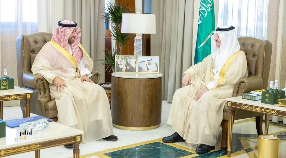 أمير المنطقة الشرقية يستقبل رئيس غرفة الشرقية