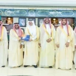 أمير المنطقة الشرقية يستقبل مدير صندوق تنمية الموارد البشرية بالمنطقة